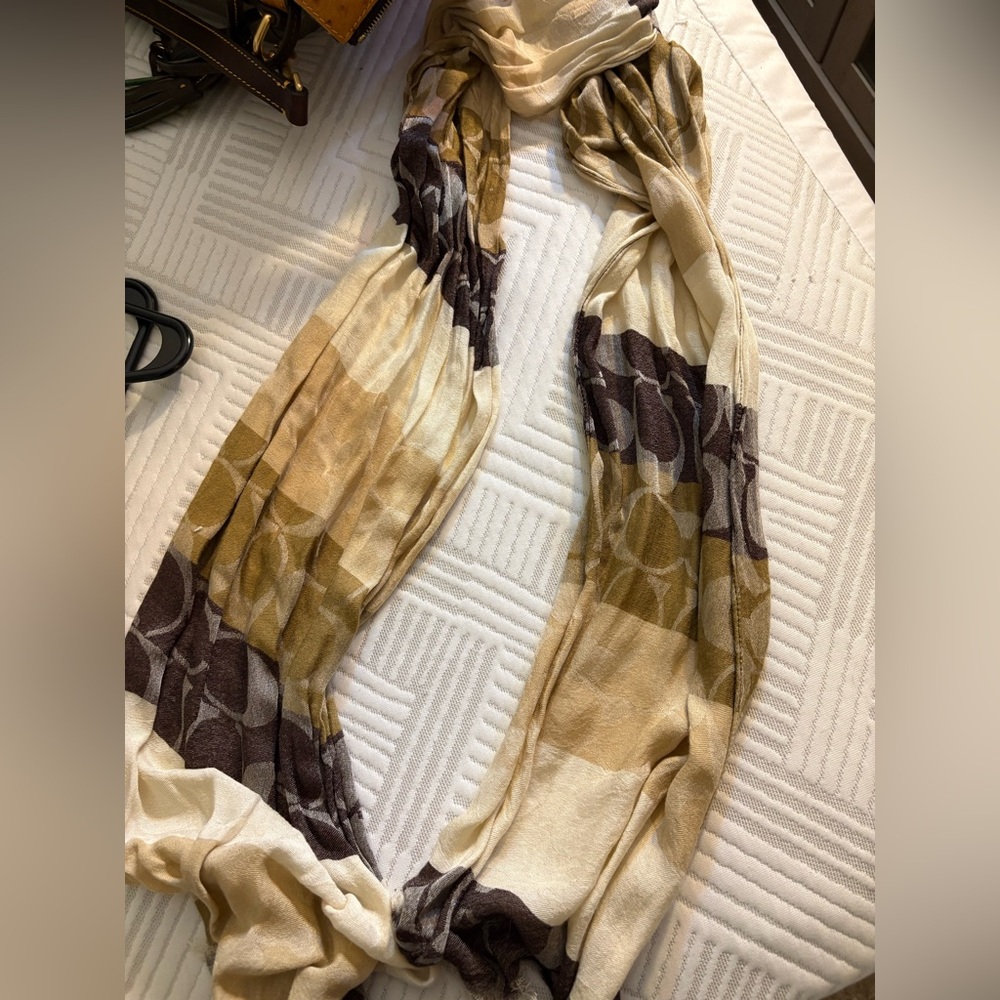 Coach scarf